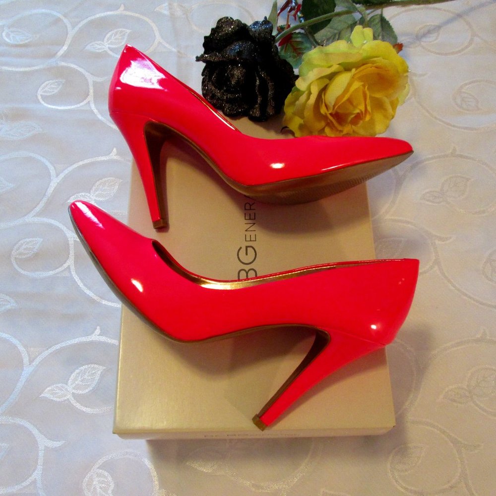 BCBGeneration NEON PINK PATENT LEATHER STILETTO – NWT